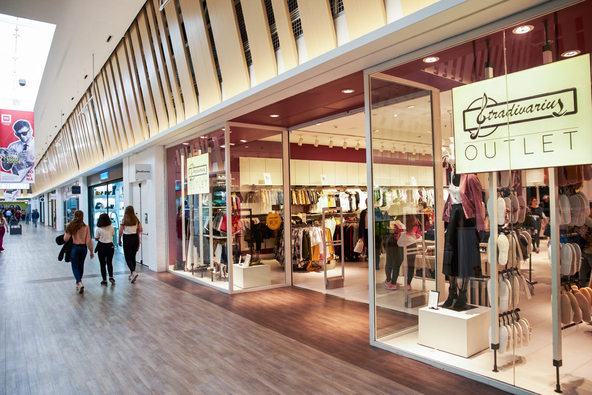 stradivarius outlet tienda