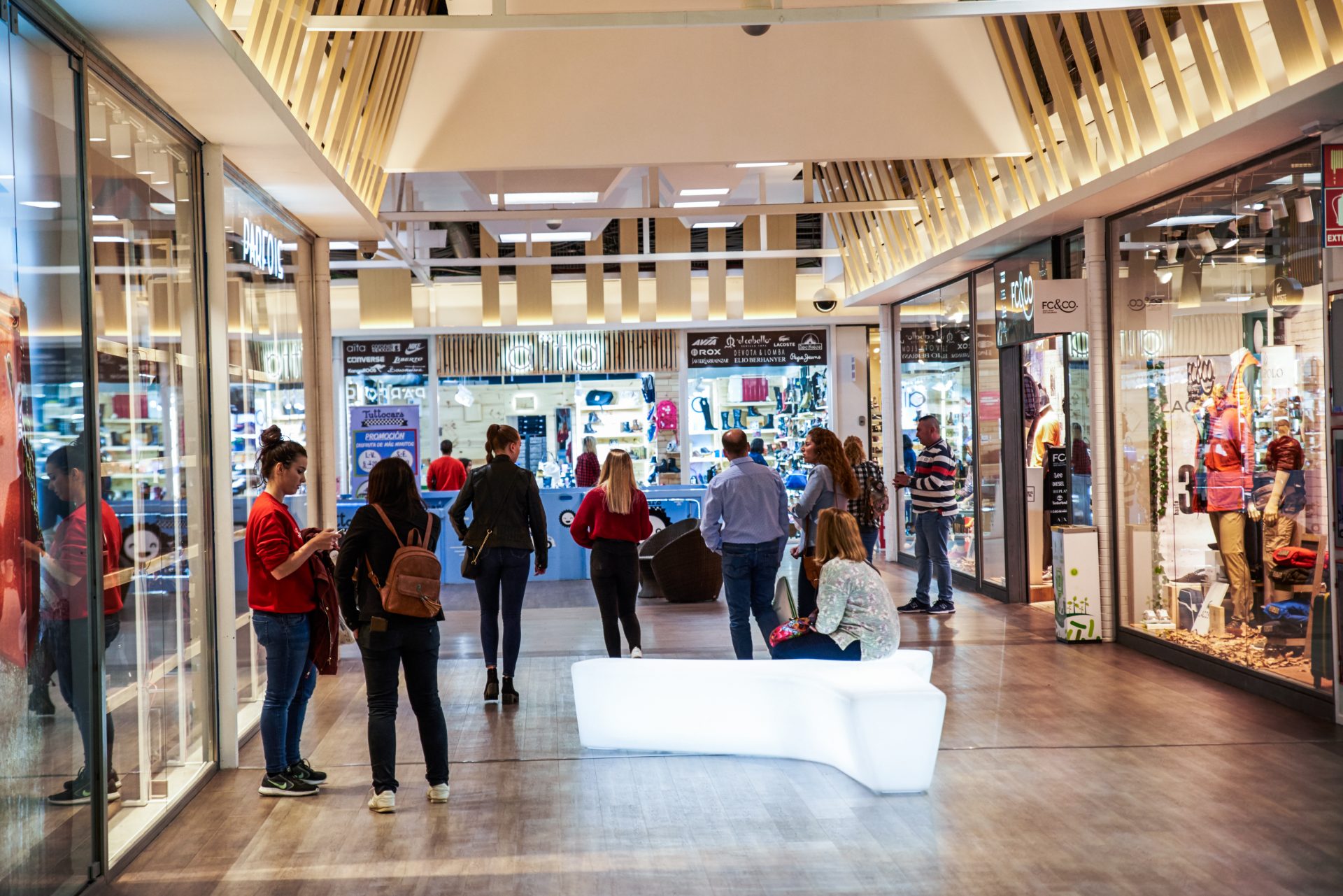 centro comercial outlet sevilla